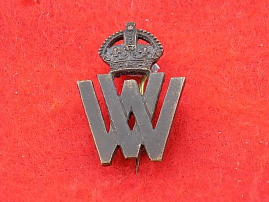 WW1 Pin Badge - Volunteer Worker