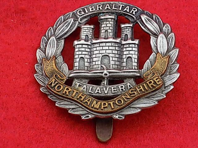 Cap badge - Northamptonshire Regiment