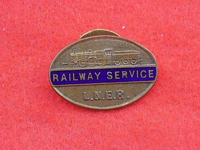 Lapel Badge - Railway Service - L.N.E.R.