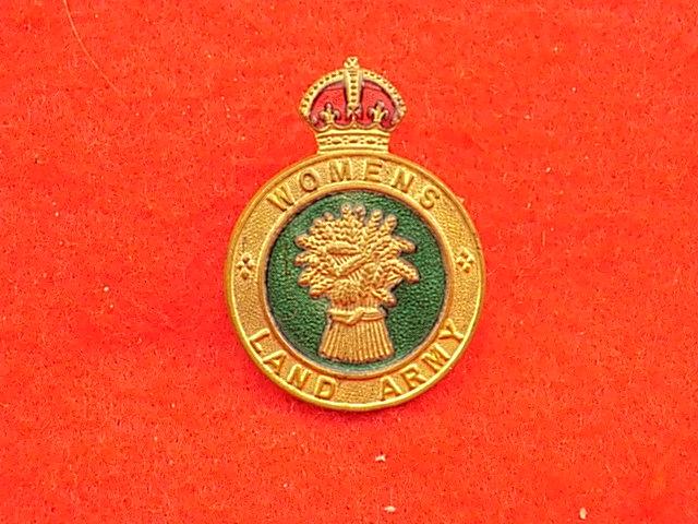 WW11 Pin Badge - Womens Land Army